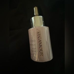 Vegamour hair serum